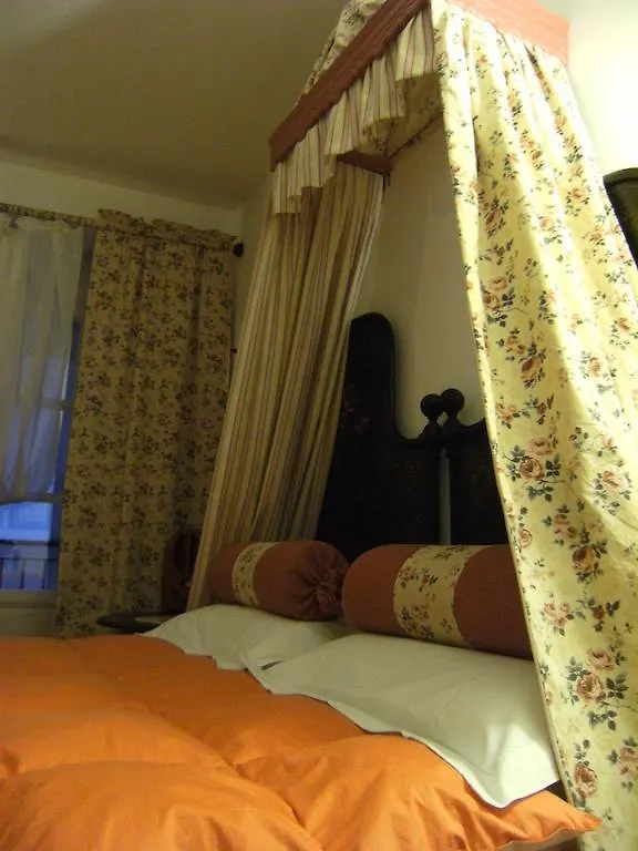 Elizabeth B&B Кальяри Отель типа 